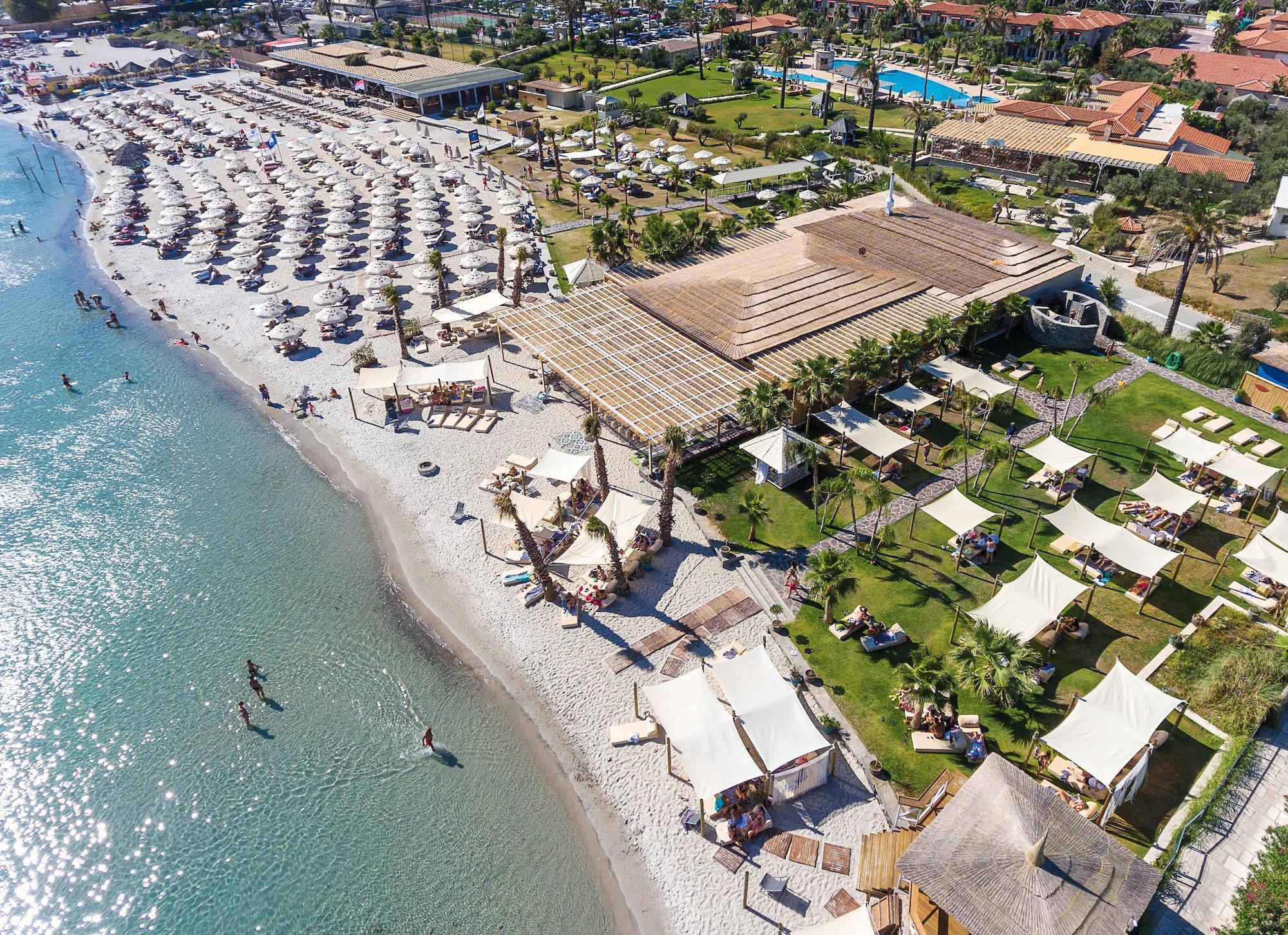 Kairaba Alacati Beach Resort Exterior photo