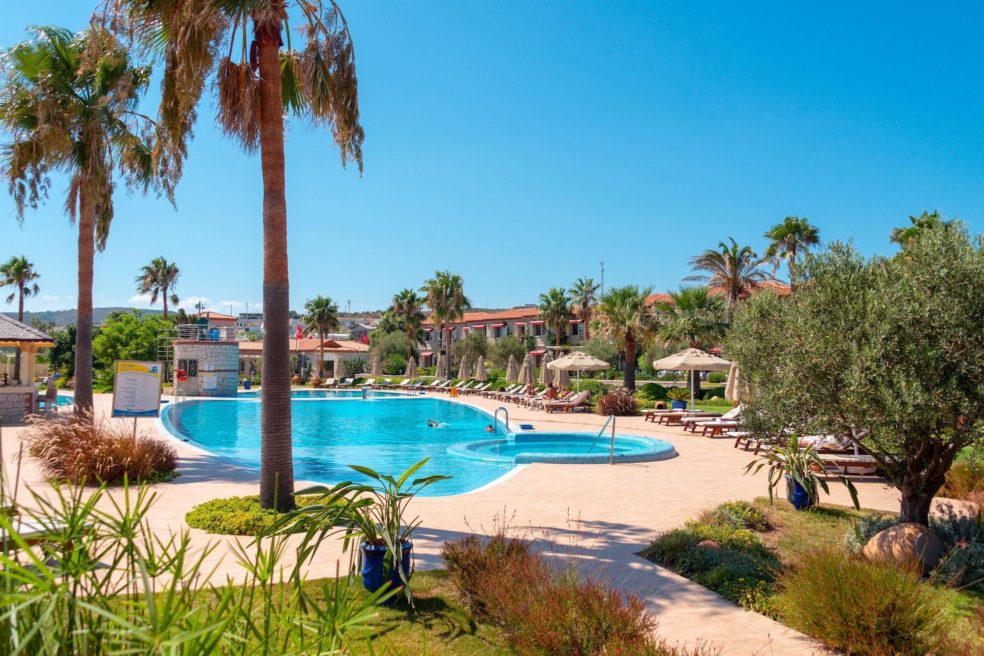 Kairaba Alacati Beach Resort Exterior photo