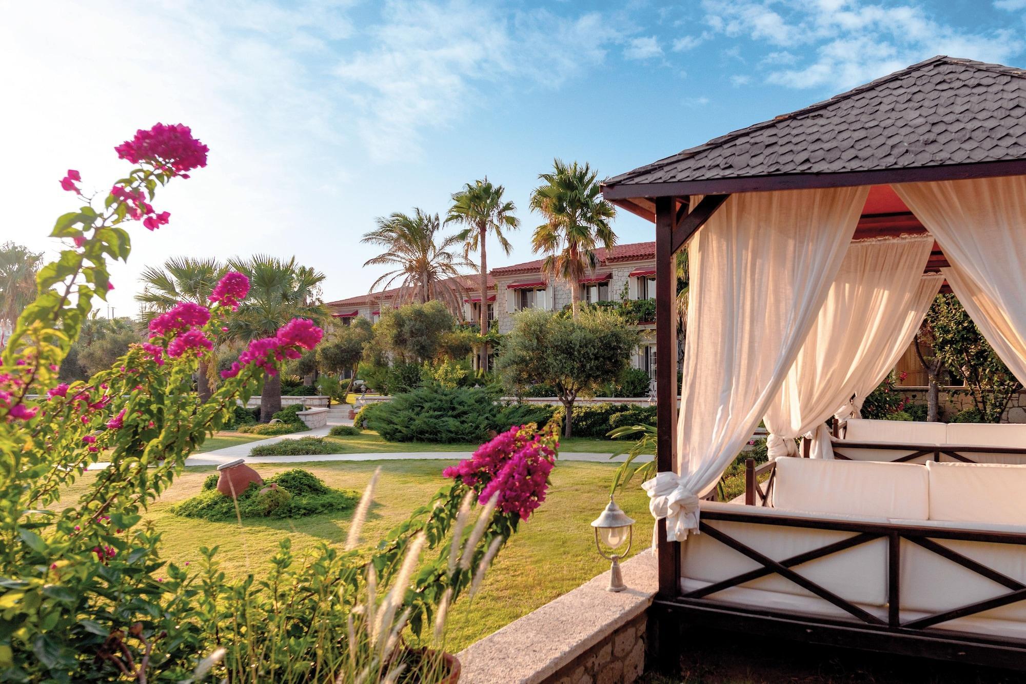 Kairaba Alacati Beach Resort Exterior photo